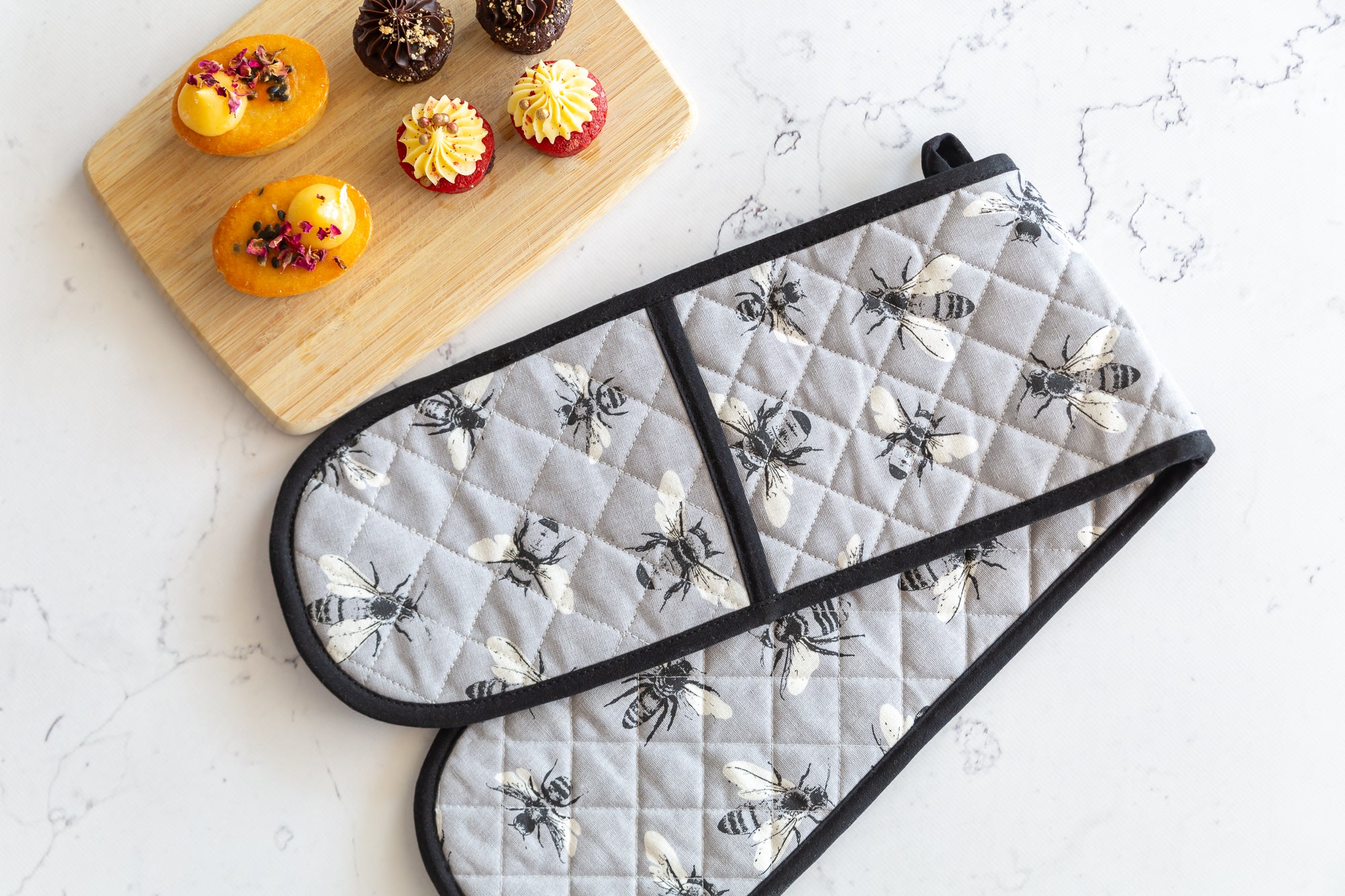 Double Oven Glove - Sketch Bee