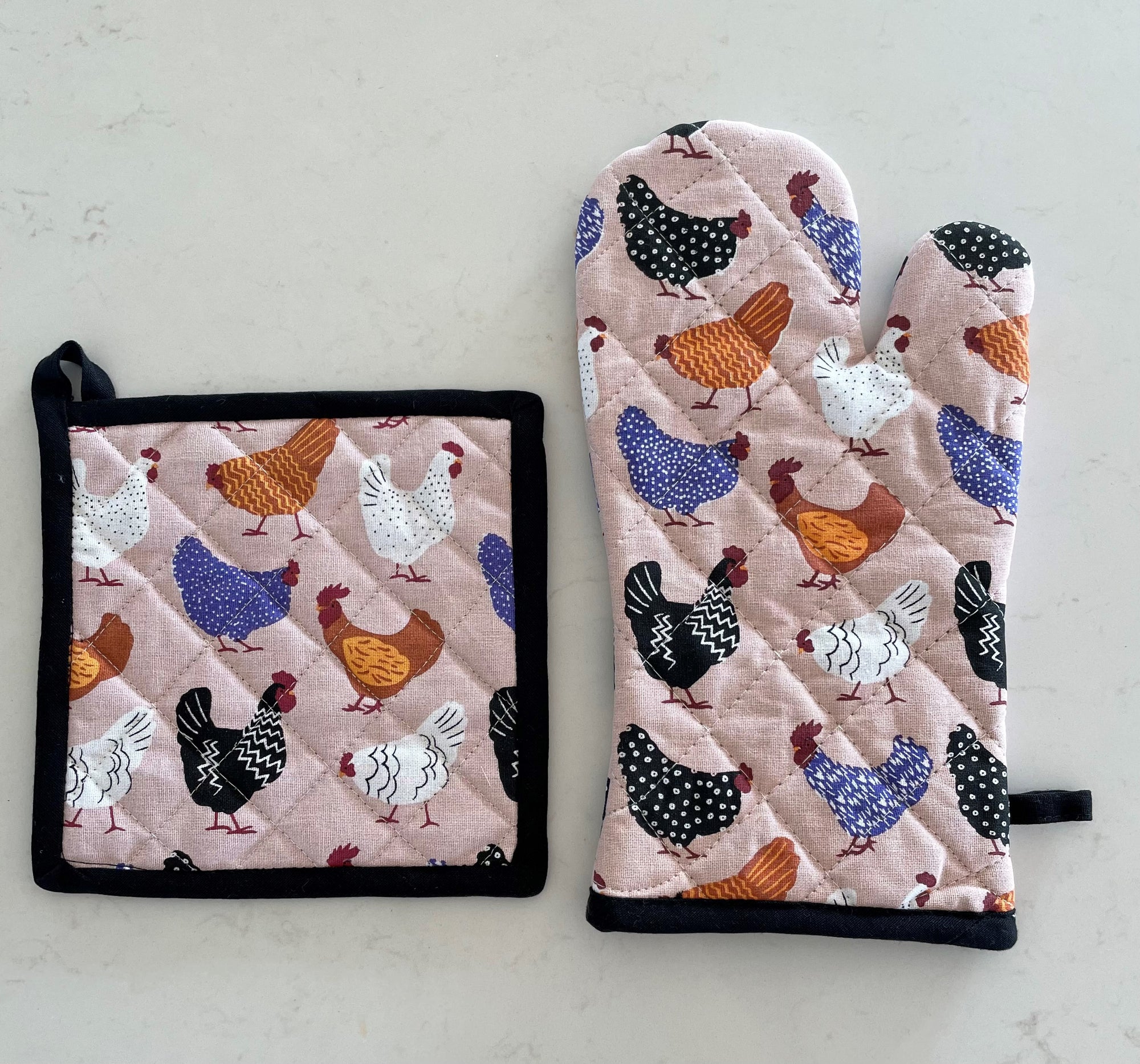 Oven Glove & Pot Holder Set - Bright Hen