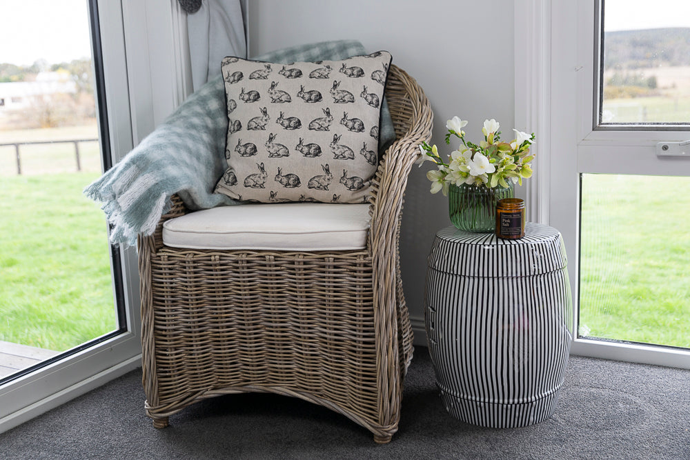 Cushion (with insert) - Hares