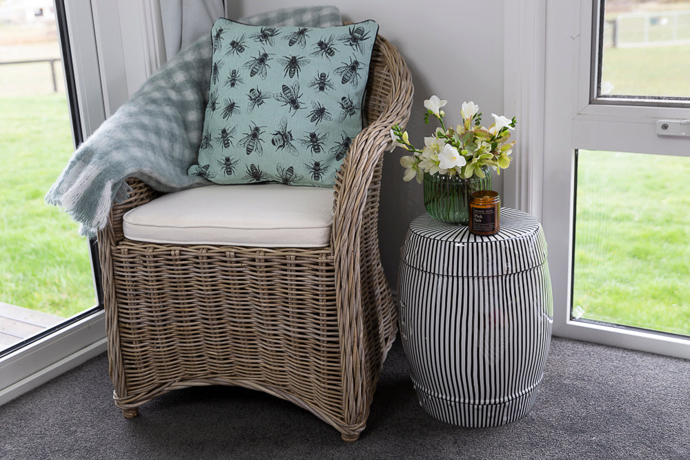 Cushion (with insert) - Sketch Bees