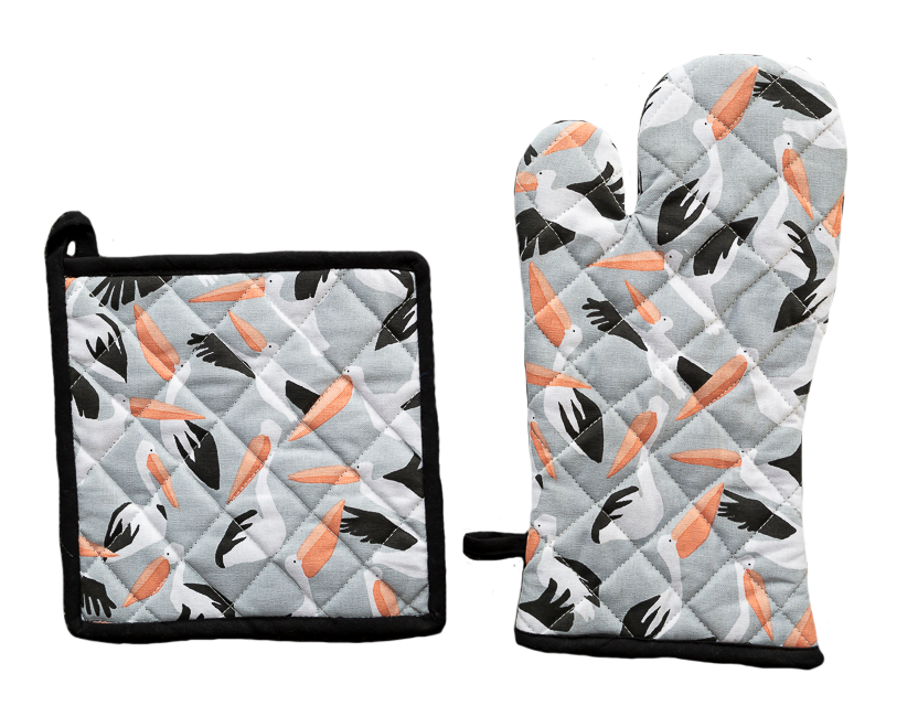 Oven Glove & Pot Holder Set - Pelicans
